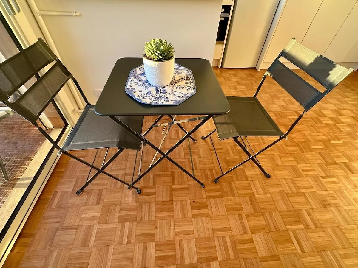 Mobility Lease- Sunny Studio With Large Balcony, Park View At Paris 15